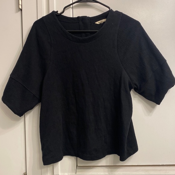 Button Back Texture and Thread Tee - Picture 1 of 8